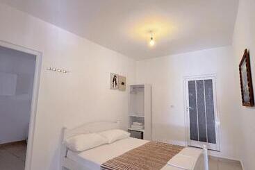 هتل Garden Villa Naza