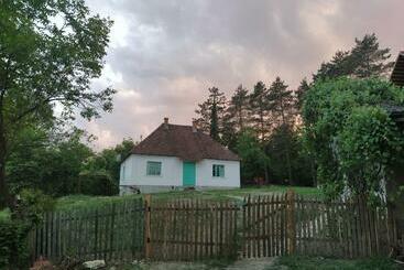 هتل Vacation House Stala La La