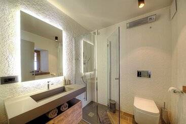 پانسیون Aldilà Art Rooms, Apartment And Vacation House