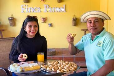 پانسیون Finca Pamel