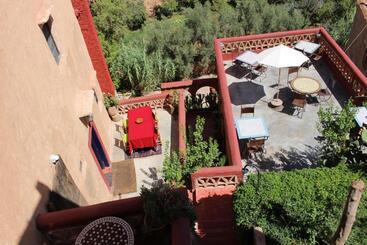 פנסיון Riad Gabsi Dades