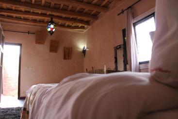 פנסיון Riad Gabsi Dades