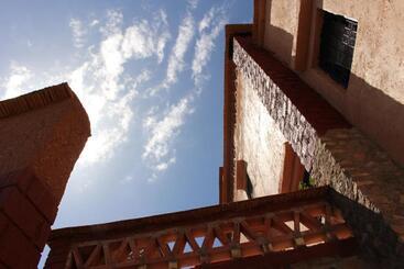 פנסיון Riad Gabsi Dades