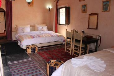פנסיון Riad Gabsi Dades