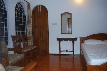 تختخواب و صبحانه Albuquerque Betterhomes, Goa