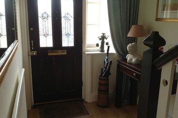 تختخواب و صبحانه Arngrove Bed&Breakfast