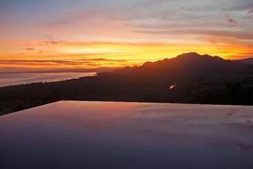 Emaho Sekawa Resort