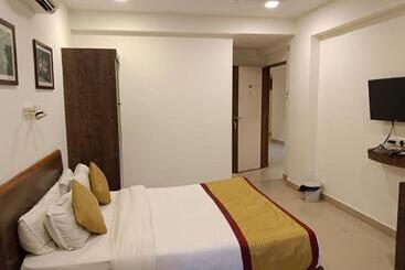Boshan Hotels