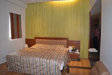 هتل Comfort Inn Prince