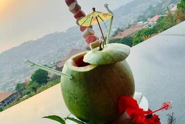 هتل The Country Lodge