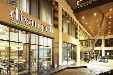 هتل Divan Adana