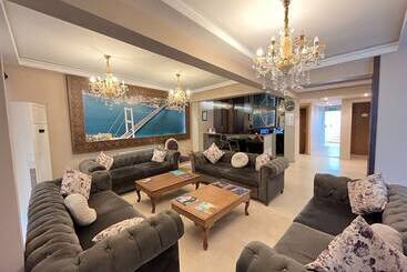 هتل Elite Marmara Bosphorus&suites