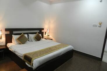 酒店 Eurostar Inn