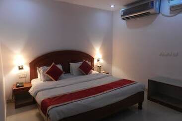 هتل Eurostar Inn