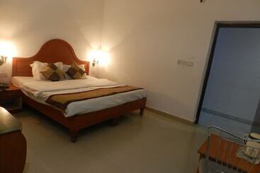 酒店 Eurostar Inn