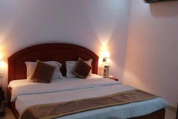 酒店 Eurostar Inn