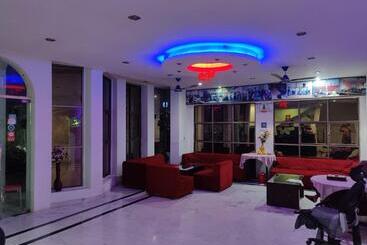 酒店 Eurostar Inn