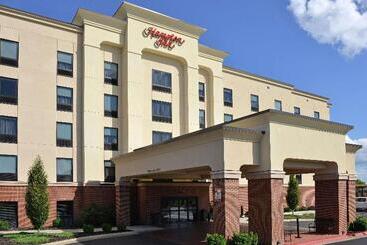 هتل Hampton Inn Springfieldsoutheast