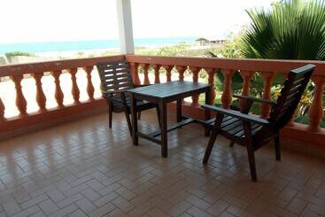 هتل Hôtel Alizé