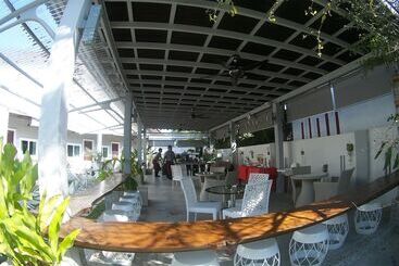 هتل Langkawi Chantique