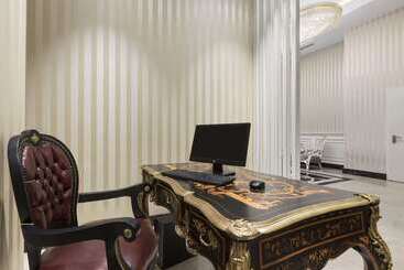 هتل Ramada By Wyndham Istanbul Merter