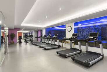 هتل Ramada By Wyndham Istanbul Merter