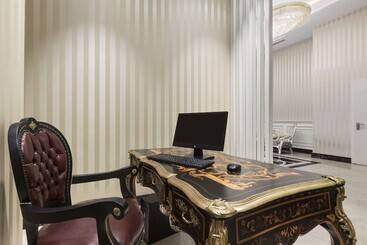 هتل Ramada By Wyndham Istanbul Merter
