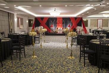 هتل Ramada By Wyndham Istanbul Merter