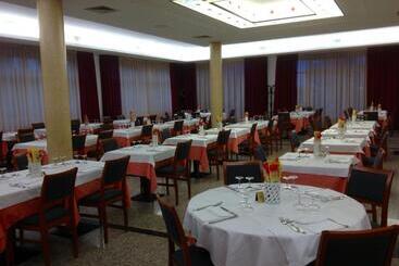 هتل Ristorante Anita