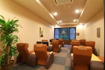 هتل Route Inn Grantia Dazaifu