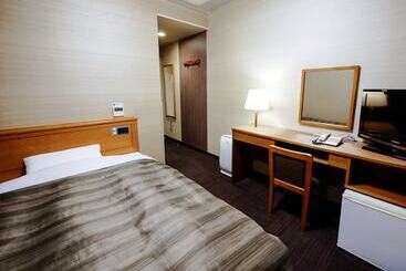 هتل Route Inn Tsuruoka Inter
