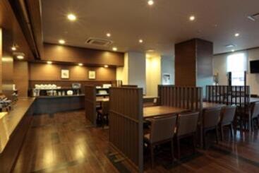هتل Route Inn Uozu