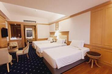 هتل Royale Chulan Penang