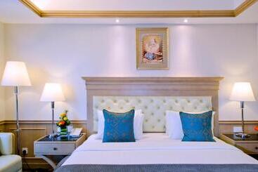 هتل Royale Chulan Penang