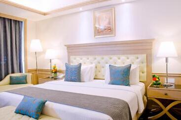 هتل Royale Chulan Penang