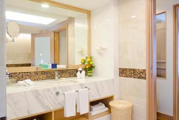 هتل Royale Chulan Penang