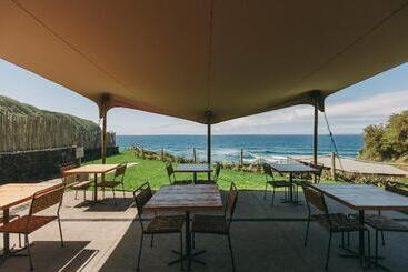 هتل Santa Bárbara Ecobeach Resort