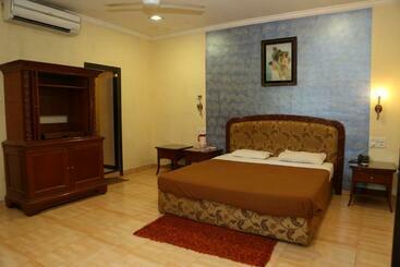 هتل Shanti Villa Mahabaleshwar