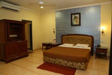 هتل Shanti Villa Mahabaleshwar