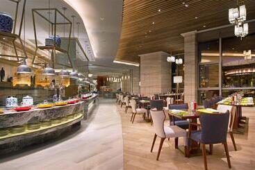 هتل Sheraton Zhanjiang