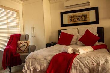 膳宿费 Lincoln Cottages Bnb & Self Catering