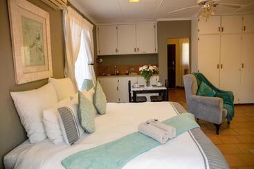 膳宿费 Lincoln Cottages Bnb & Self Catering