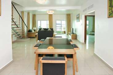 Simpson Bay Suites