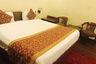 Skylink Suites Bed & Breakfast