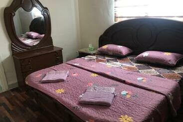 هتل Safi Kitchen Hostel