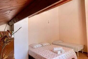 펜션 Stone Villa Shengjin