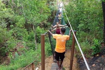 استراحتگاه Mango Creek Lodge