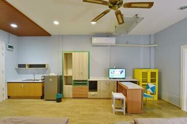 97 Merryland Apartments &