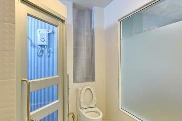 97 Merryland Apartments &