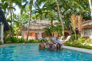 هاستل Mad Monkey Panglao